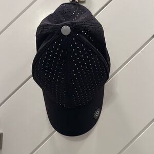 Lululemon Sea Wheeze Running Hat
